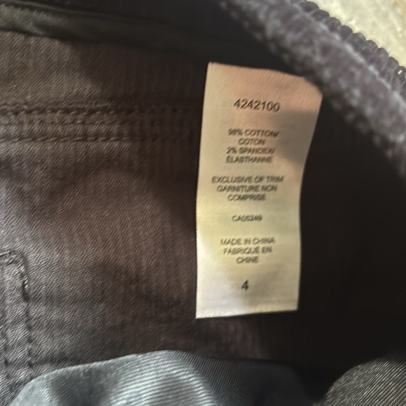 S.C. & CO. | Elegant Black Pull On Corduroy Skirt Size 4 - Picture 6 of 12